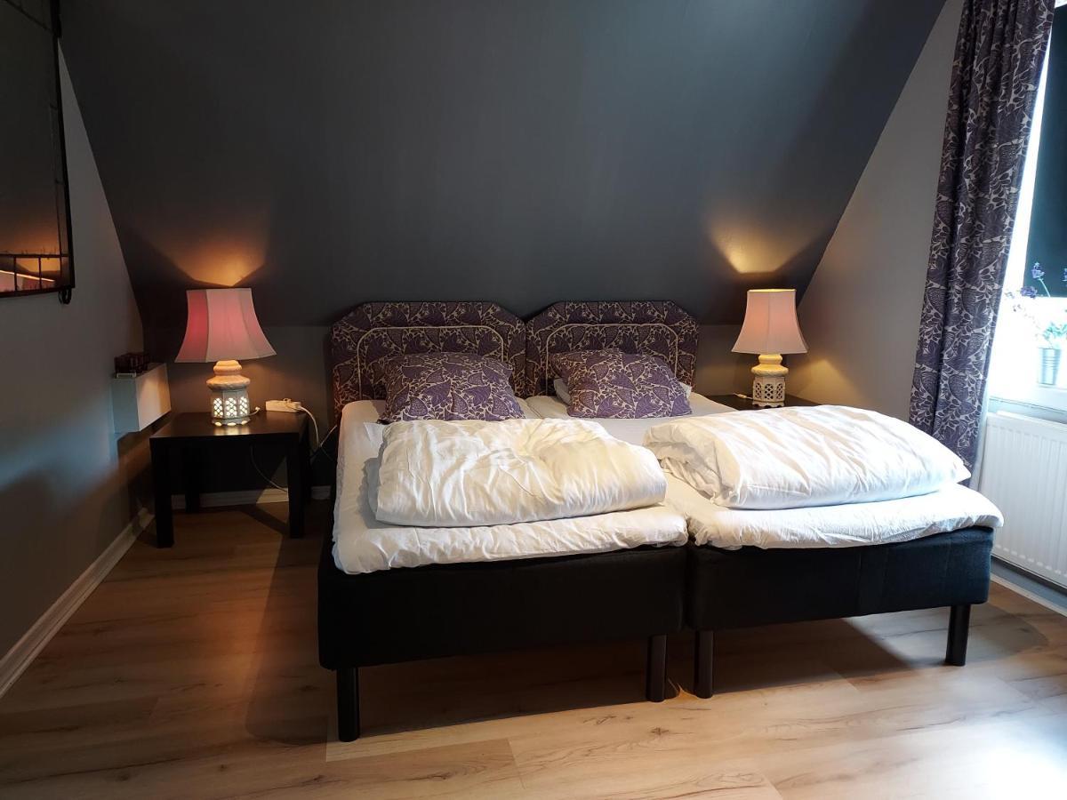 Aelgbergets Bed & Breakfast Ucklum Bagian luar foto