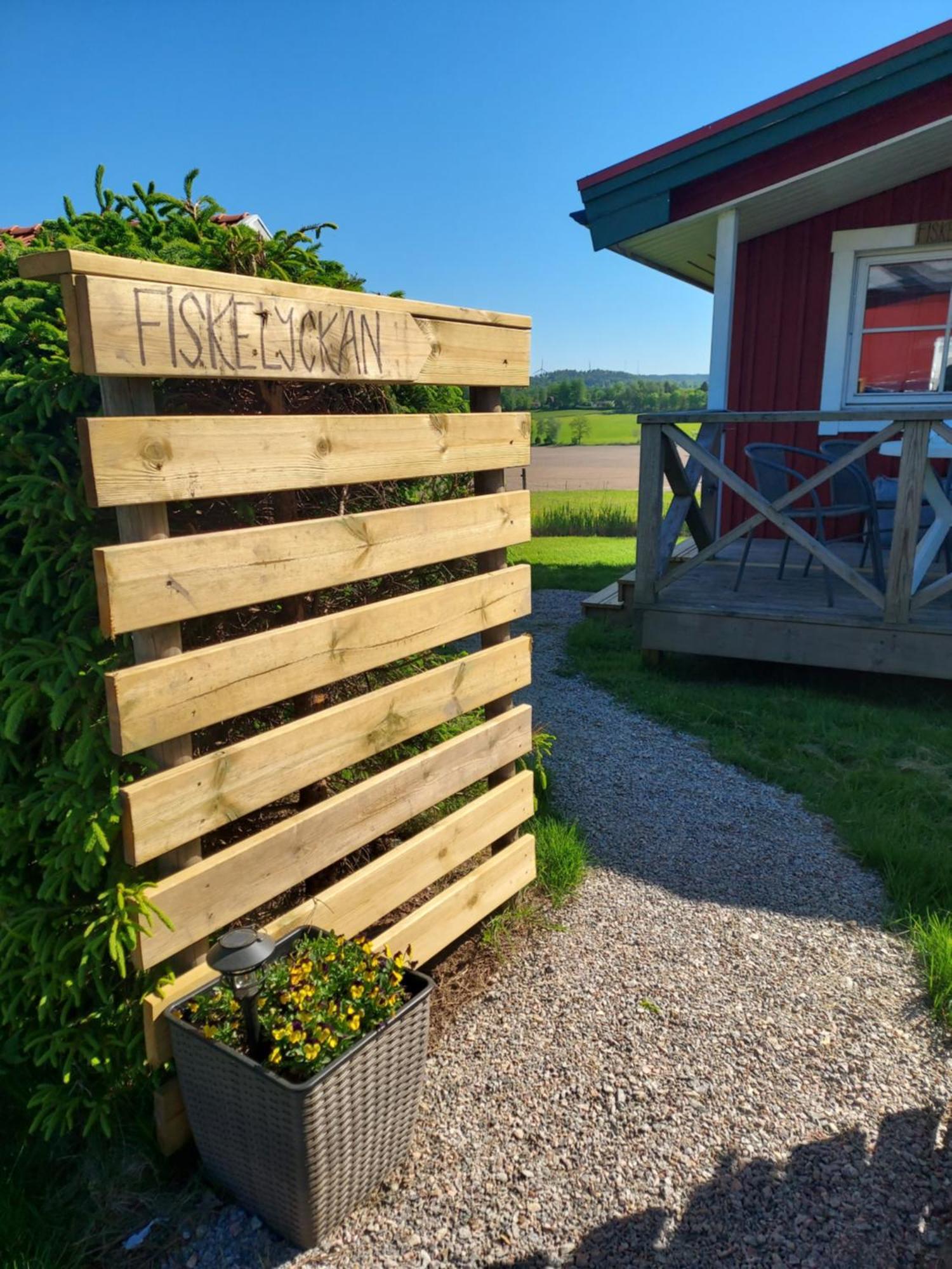 Aelgbergets Bed & Breakfast Ucklum Bagian luar foto