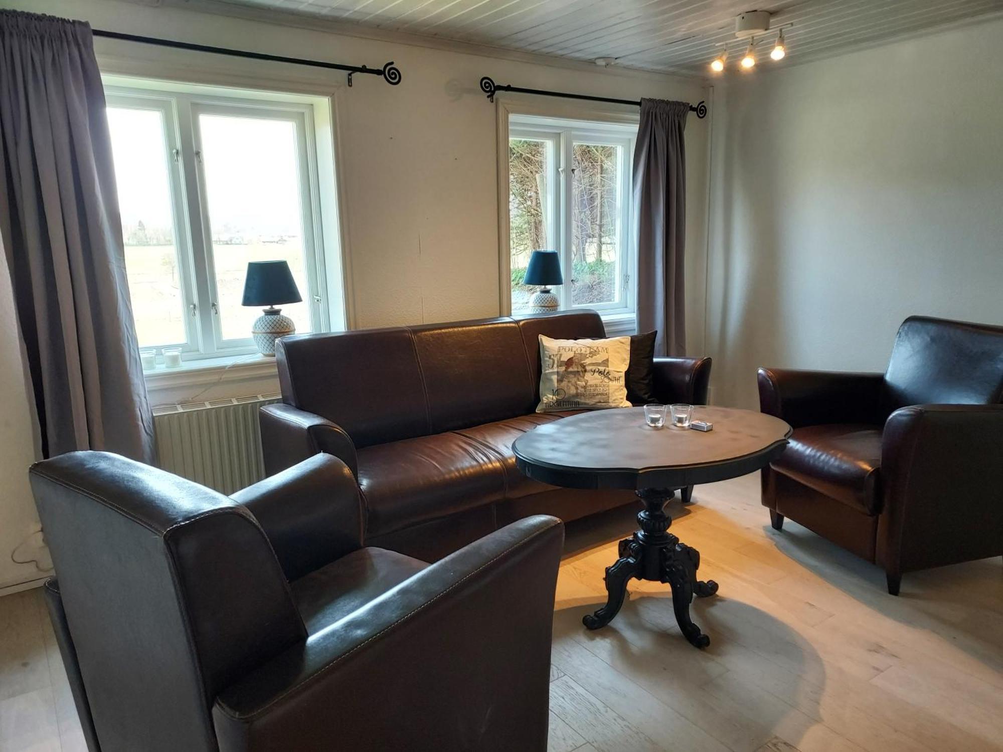 Aelgbergets Bed & Breakfast Ucklum Bagian luar foto